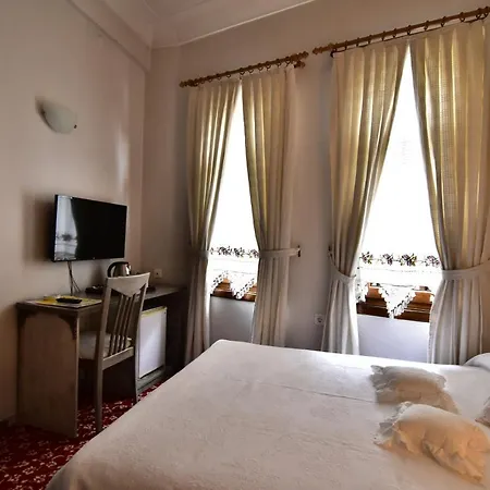 Safran 3*